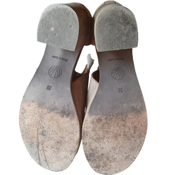 Coclico Neutral Tan Zephira Heeled Sandal Made in Spain Size 38 8 Stacked Heel - Picture 6 of 7